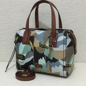 Stylish Camouflage Women's Handbag